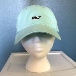 vineyard vine hat — baby blue. 💙💠🌀